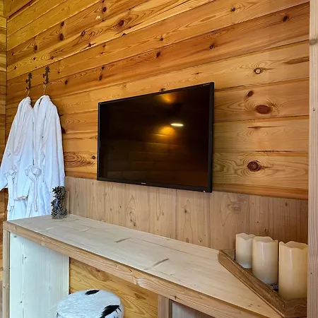 Le Familial - & Sauna - Serviettes - Peignoirs - Lits Faits - Menage Inclus Chalet Rochesson
